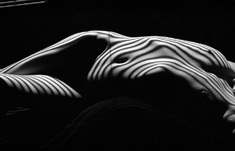 Lucien Clergue, Nu zébré (New York 2013), 2013, &copy; VG Bild-Kunst, Bonn