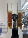 Manolo Valdés, Cabeza in ocre, 2025